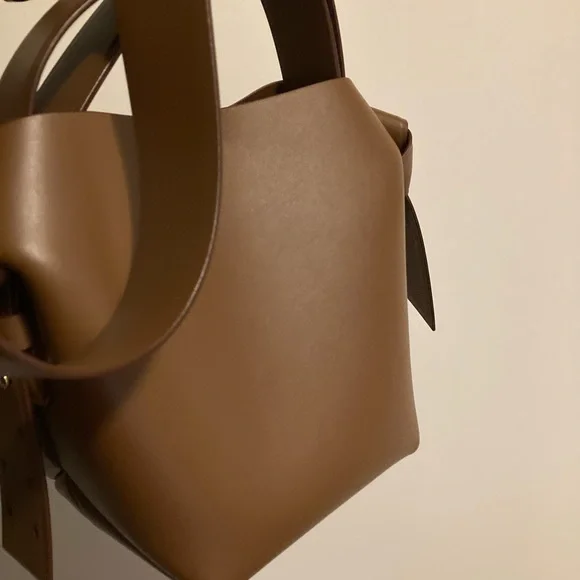 Acne Mini Musubi - Picture 7 of 9